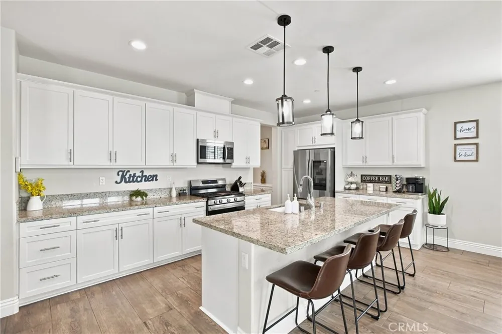 3505 W Poppet San Bernardino, CA 92407