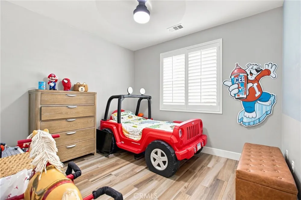 3505 W Poppet San Bernardino, CA 92407