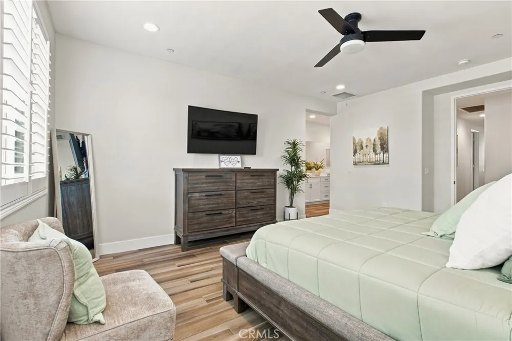 3505 W Poppet San Bernardino, CA 92407