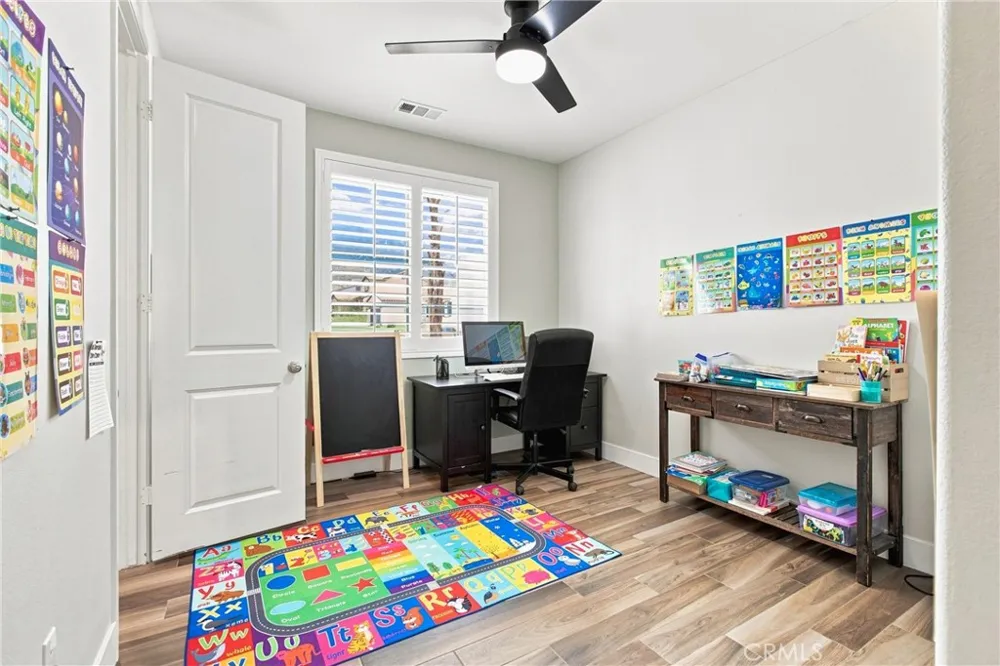 3505 W Poppet San Bernardino, CA 92407