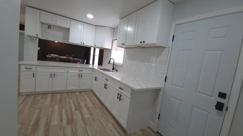 5126 Kingsbury Street Houston, TX 77021