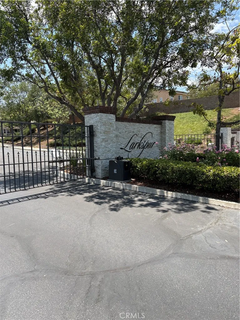 17115 Noble View Circle Riverside, CA 92503