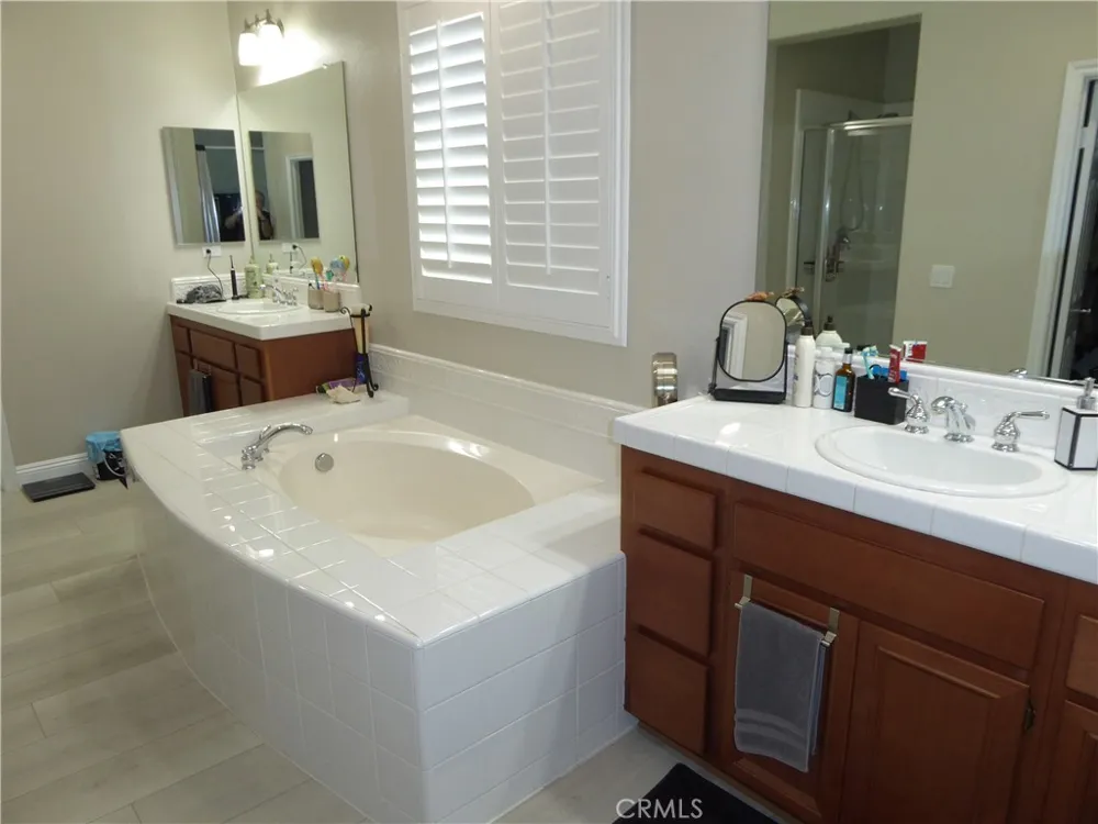 17115 Noble View Circle Riverside, CA 92503