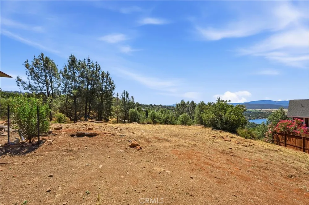 16547 Crescent Court Hidden Valley Lake, CA 95467