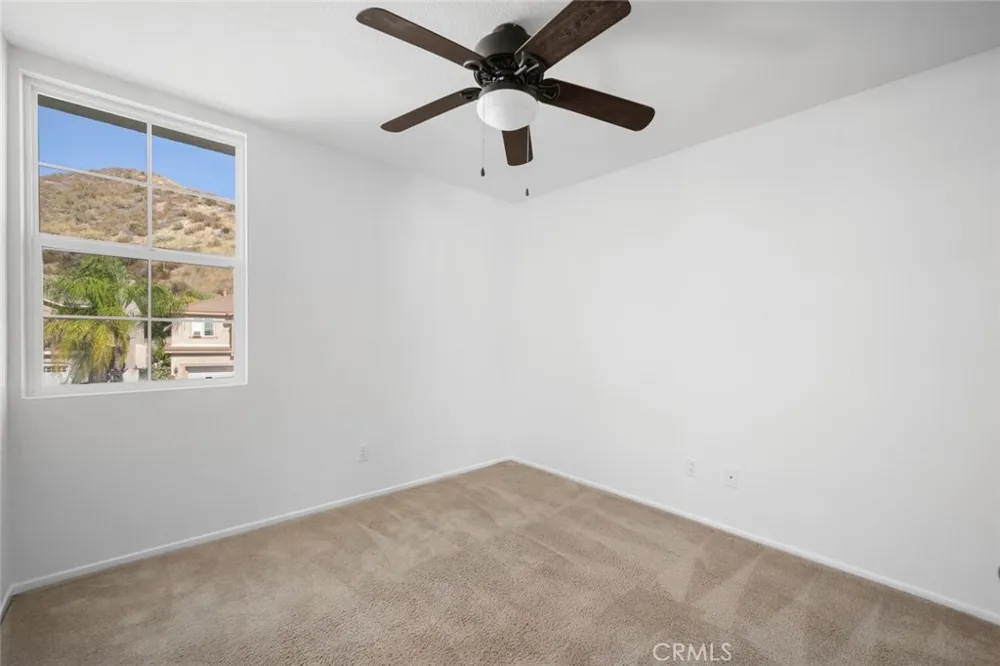 29511 Dana Court Canyon Country, CA 91387