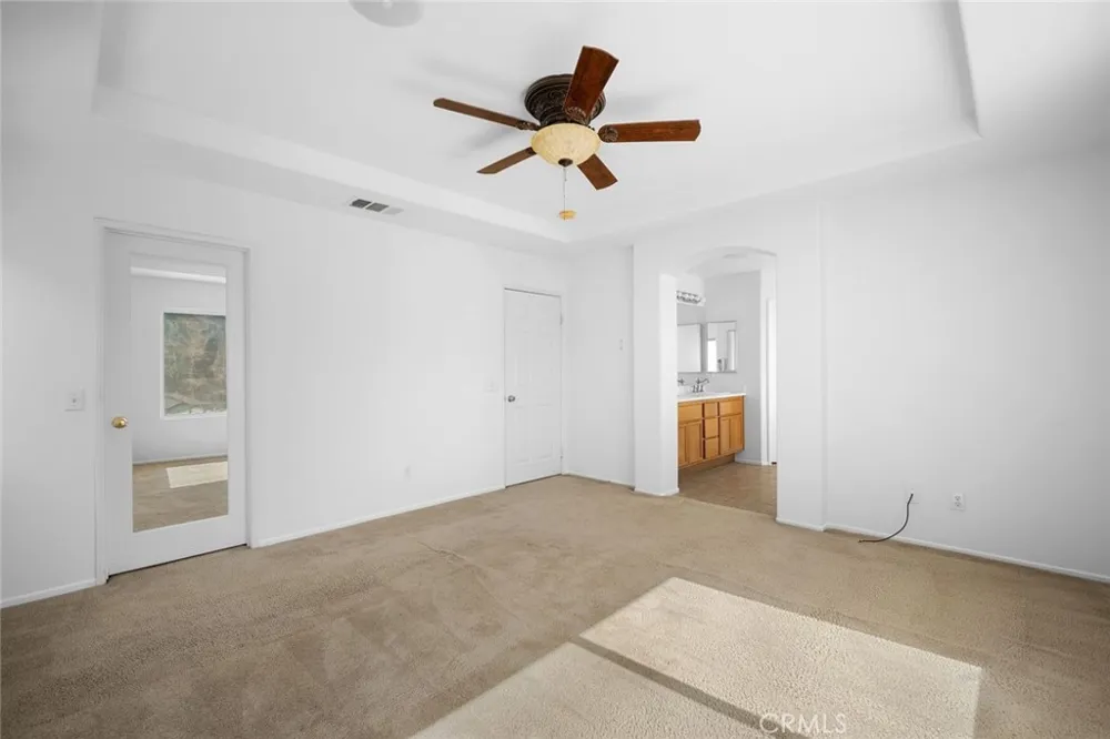 29511 Dana Court Canyon Country, CA 91387