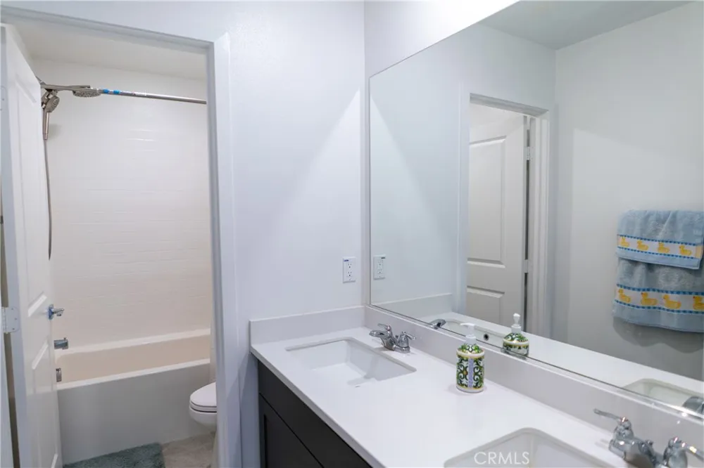 5007 Bay Laurel Fontana, CA 92336
