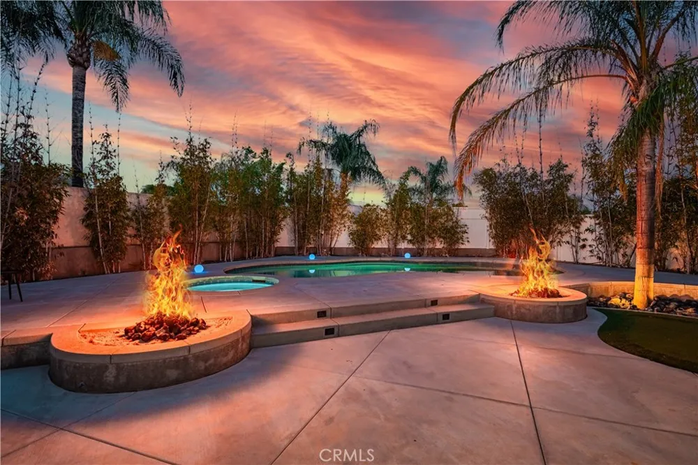 30044 Little Harbor Drive Canyon Lake, CA 92587