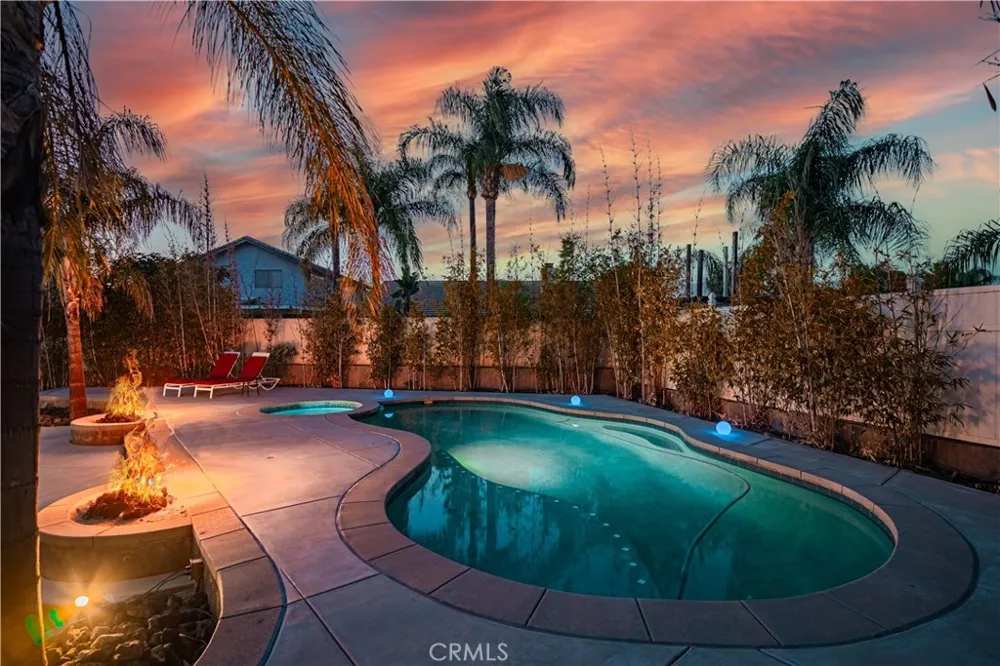 30044 Little Harbor Drive Canyon Lake, CA 92587