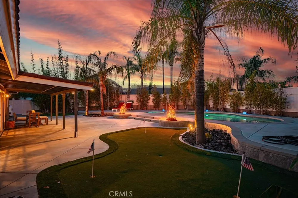 30044 Little Harbor Drive Canyon Lake, CA 92587