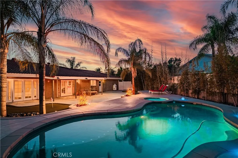 30044 Little Harbor Drive Canyon Lake, CA 92587