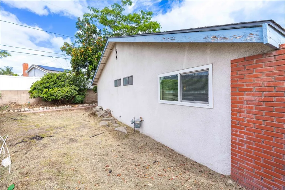 6320 Topaz Street Rancho Cucamonga, CA 91701