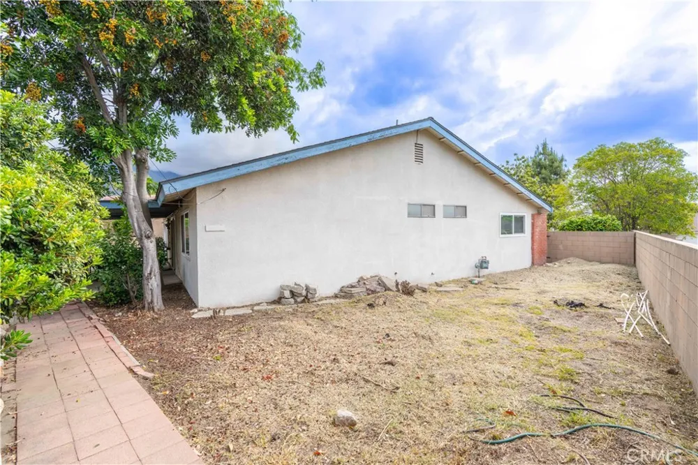 6320 Topaz Street Rancho Cucamonga, CA 91701