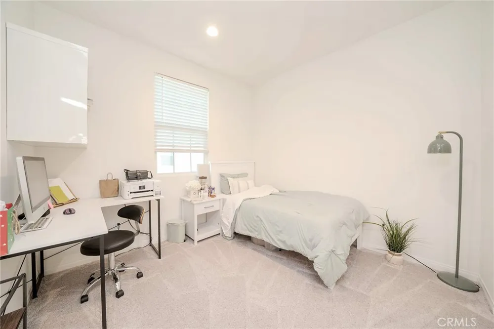 6918 Crimson Buena Park, CA 90621