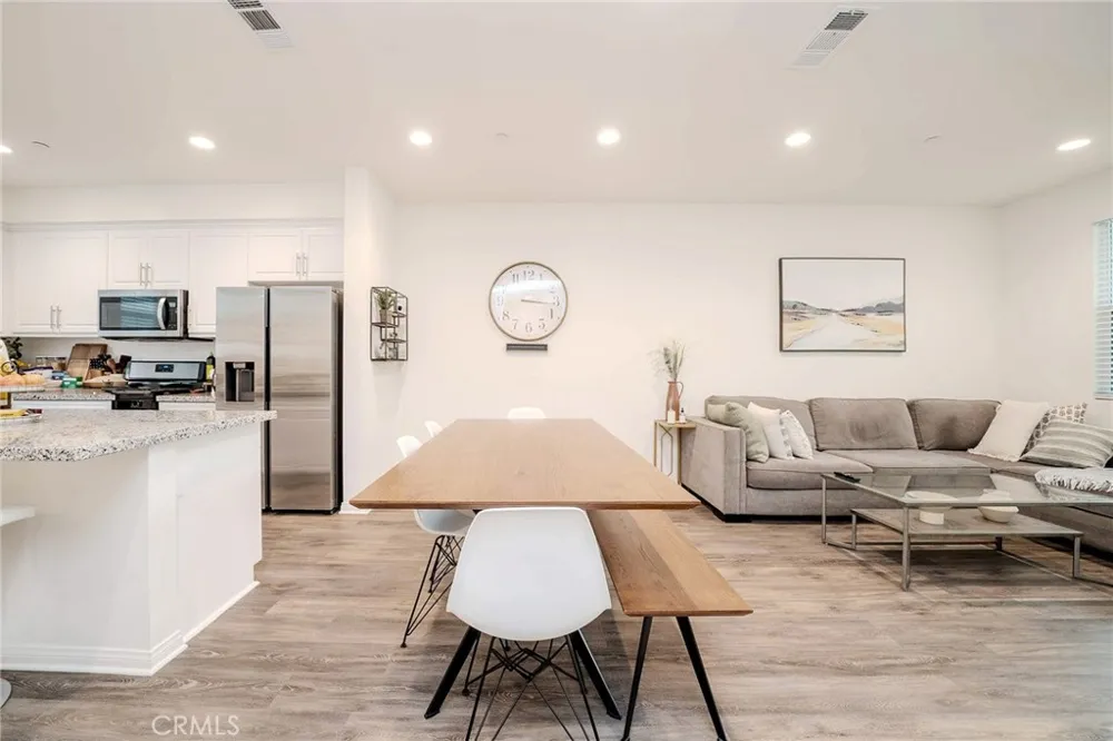 6918 Crimson Buena Park, CA 90621