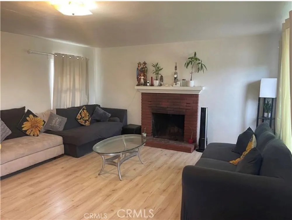 11818 Yorba Avenue Chino, CA 91710