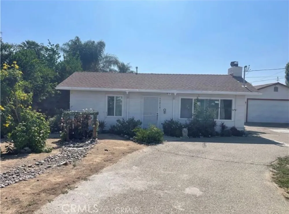 11818 Yorba Avenue Chino, CA 91710