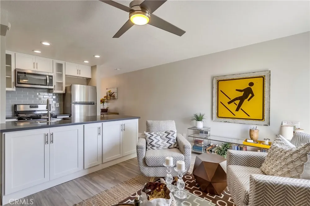 312 Broadway #7 Laguna Beach, CA 92651
