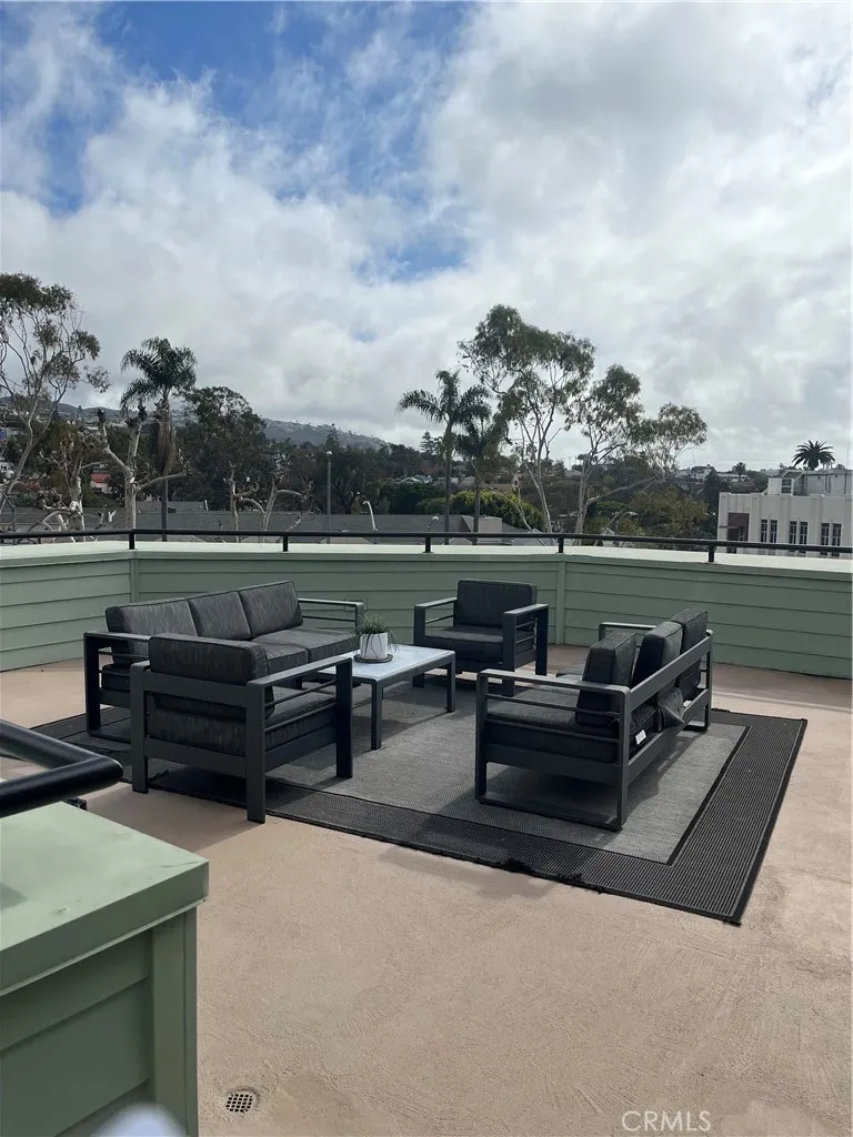 312 Broadway #7 Laguna Beach, CA 92651