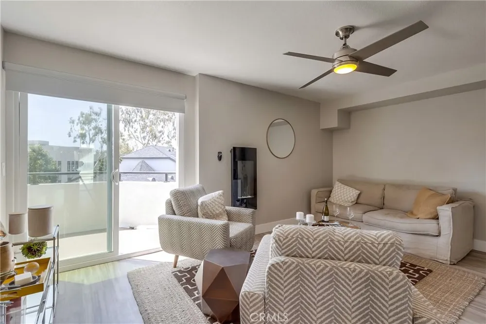 312 Broadway #7 Laguna Beach, CA 92651