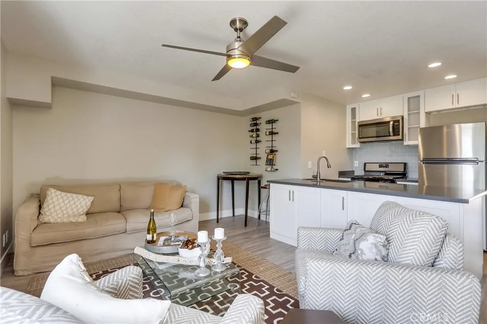 312 Broadway #7 Laguna Beach, CA 92651