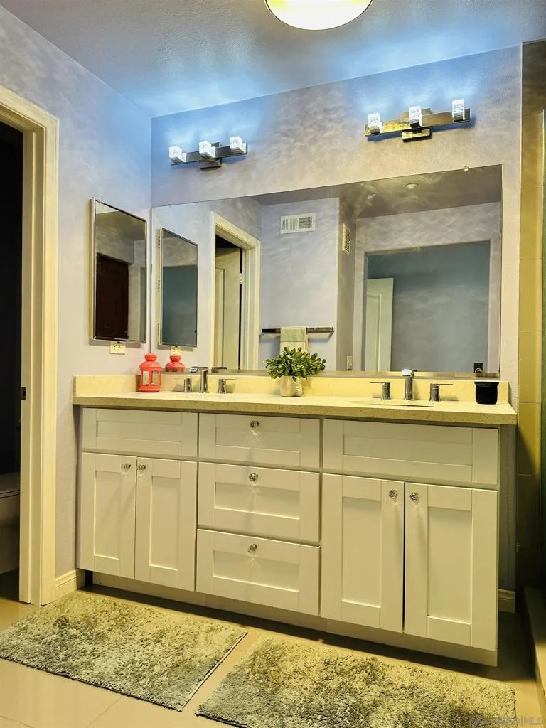 3142 Lighthouse Ridge San Diego, CA 92110