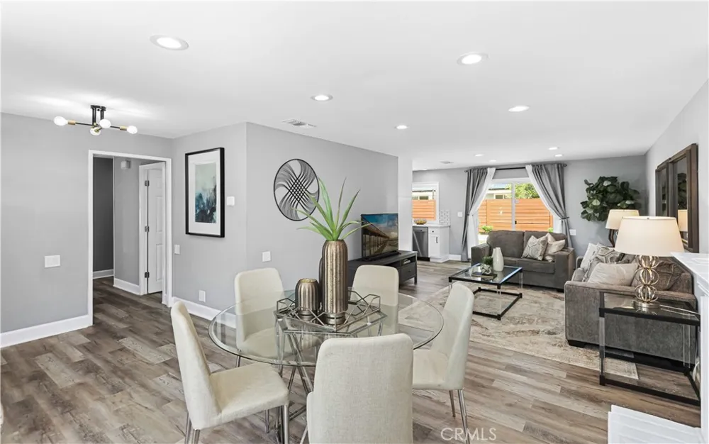 22121 Padova Laguna Hills, CA 92653