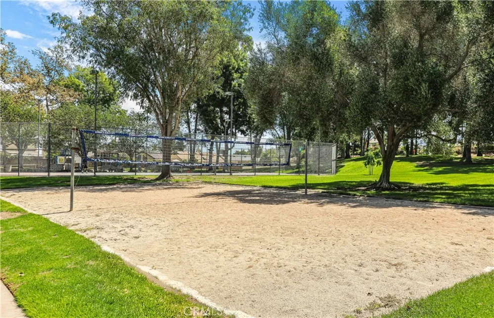 22121 Padova Laguna Hills, CA 92653