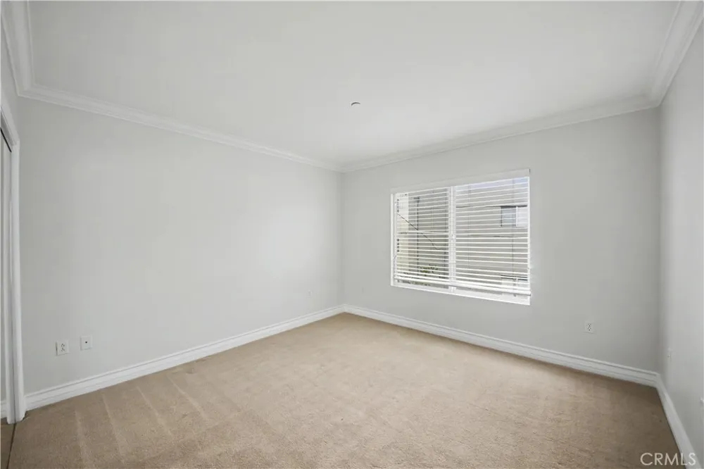 1878 Greenfield Avenue #204 Los Angeles, CA 90025
