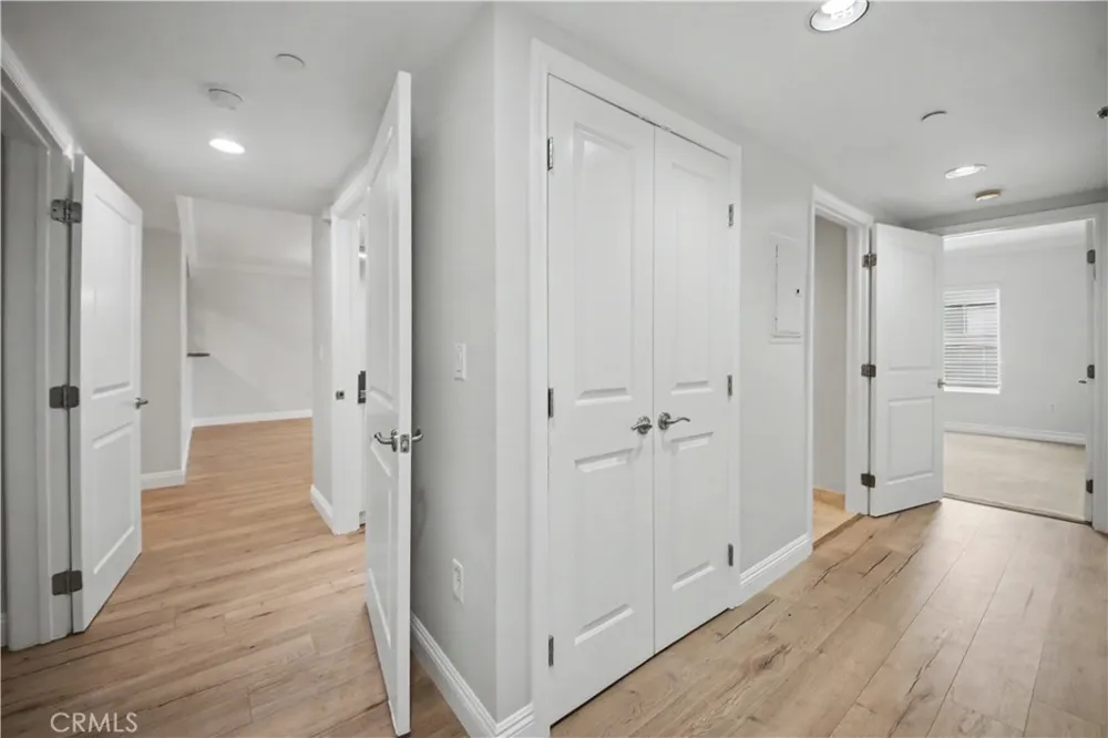1878 Greenfield Avenue #204 Los Angeles, CA 90025