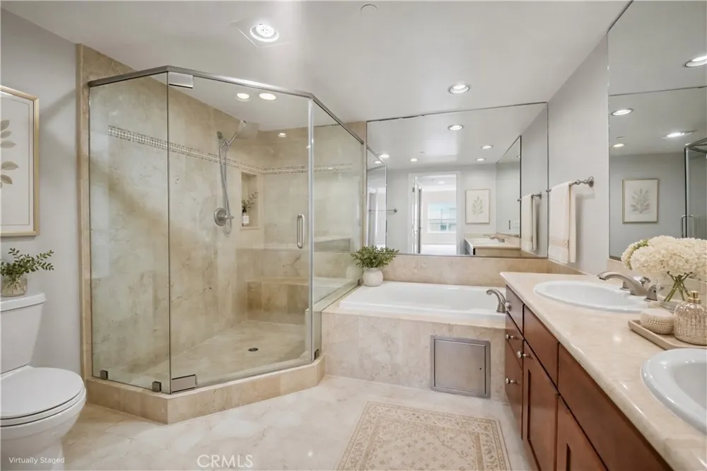 1878 Greenfield Avenue #204 Los Angeles, CA 90025