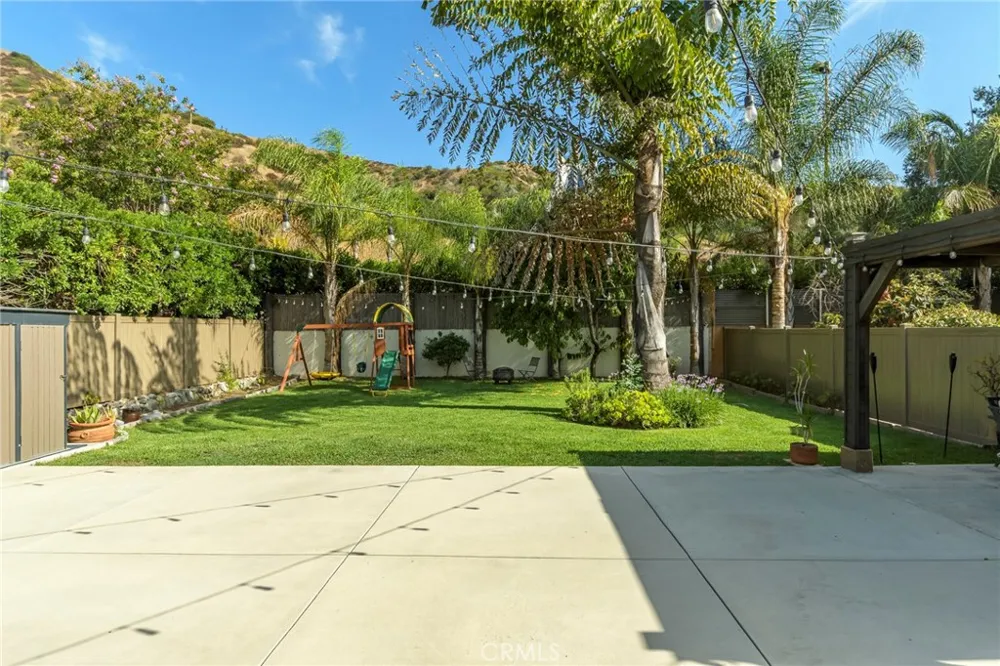 2142 E Chevy Chase Glendale, CA 91206