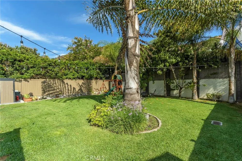 2142 E Chevy Chase Glendale, CA 91206