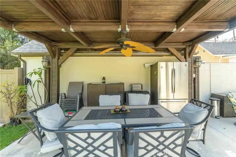 2142 E Chevy Chase Glendale, CA 91206