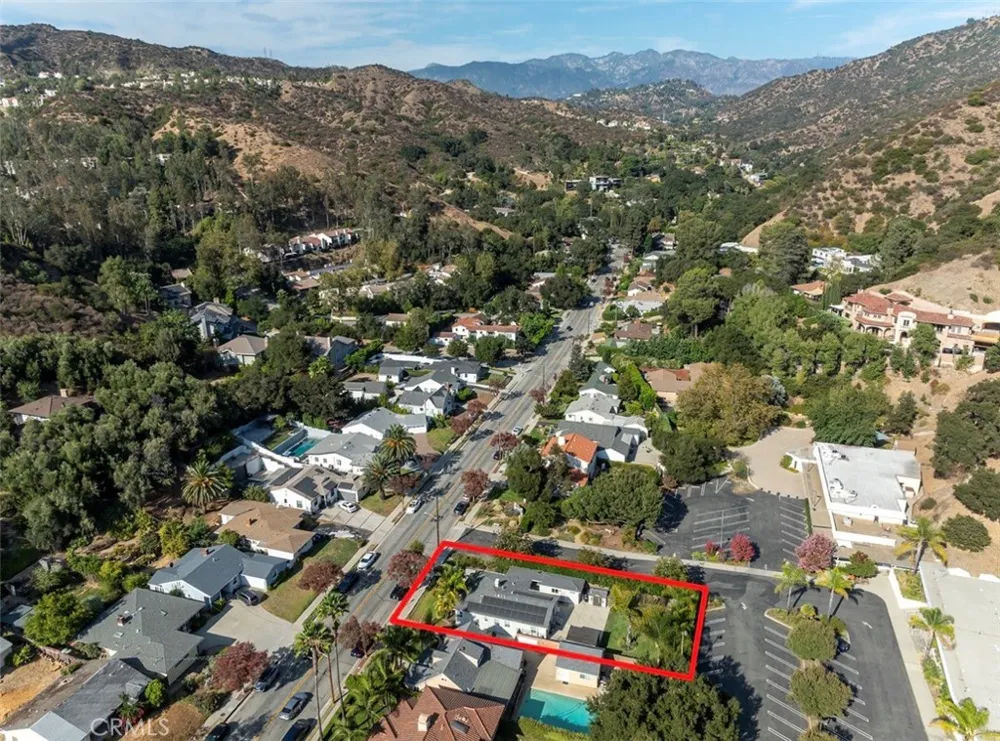 2142 E Chevy Chase Glendale, CA 91206