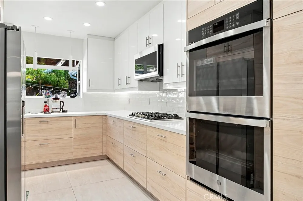 2142 E Chevy Chase Glendale, CA 91206