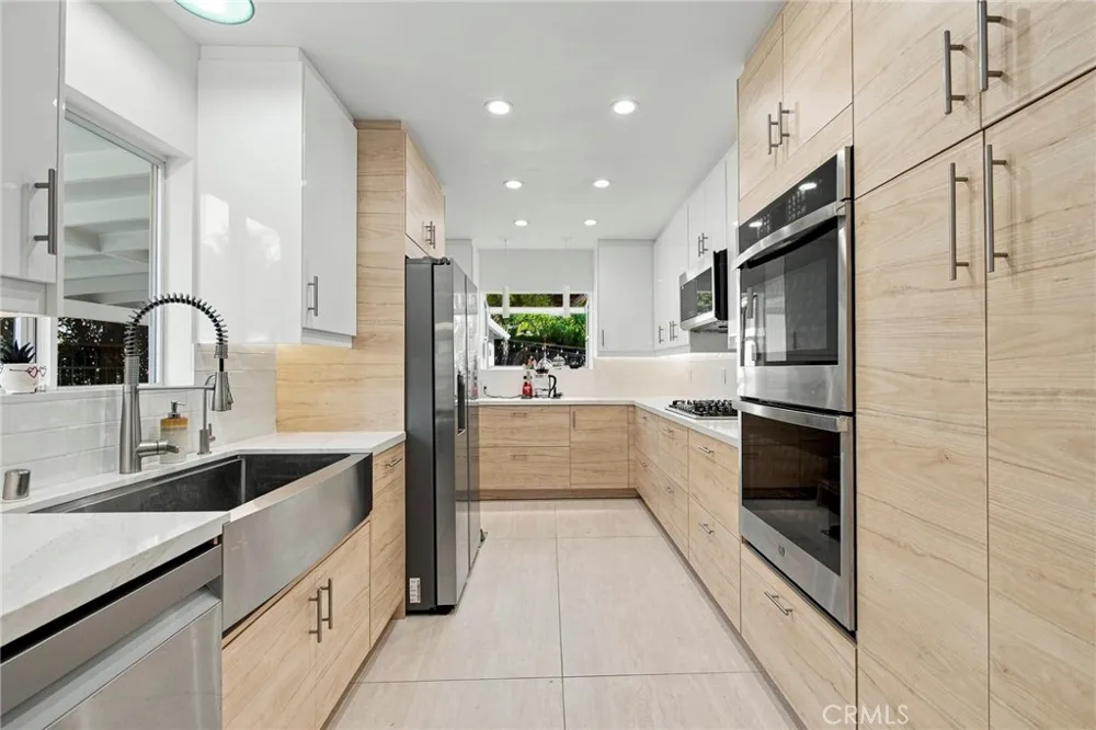 2142 E Chevy Chase Glendale, CA 91206