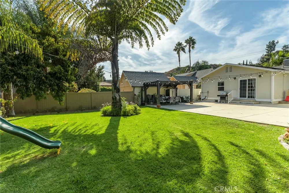2142 E Chevy Chase Glendale, CA 91206