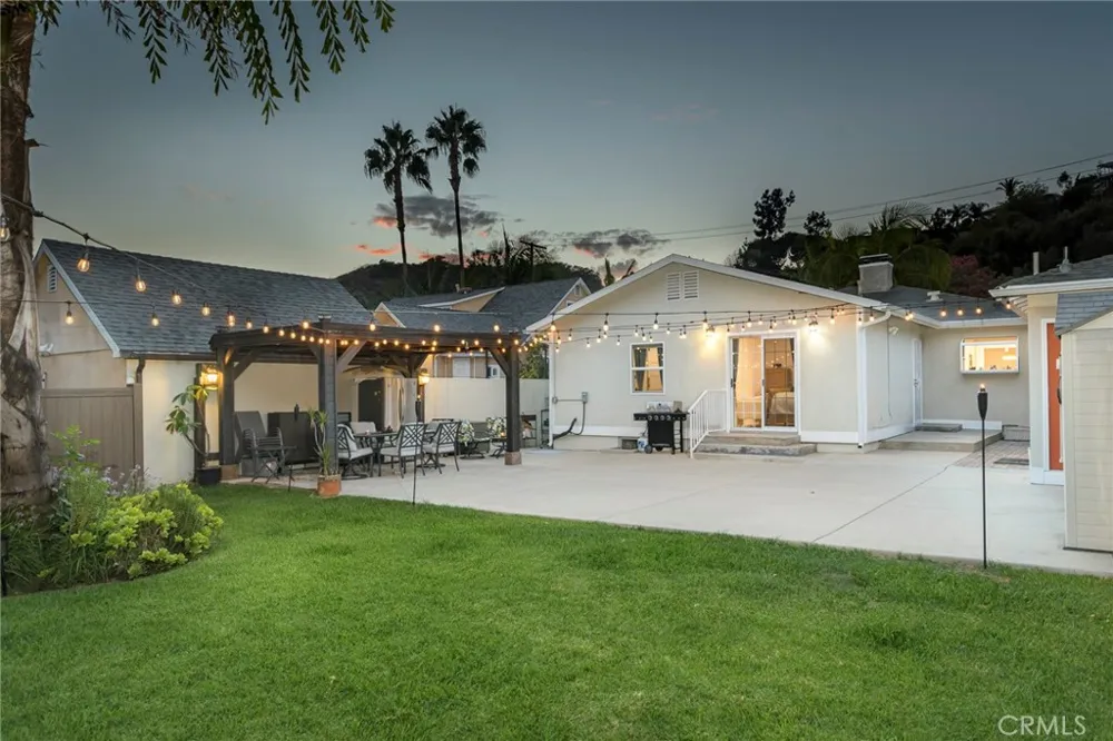 2142 E Chevy Chase Glendale, CA 91206