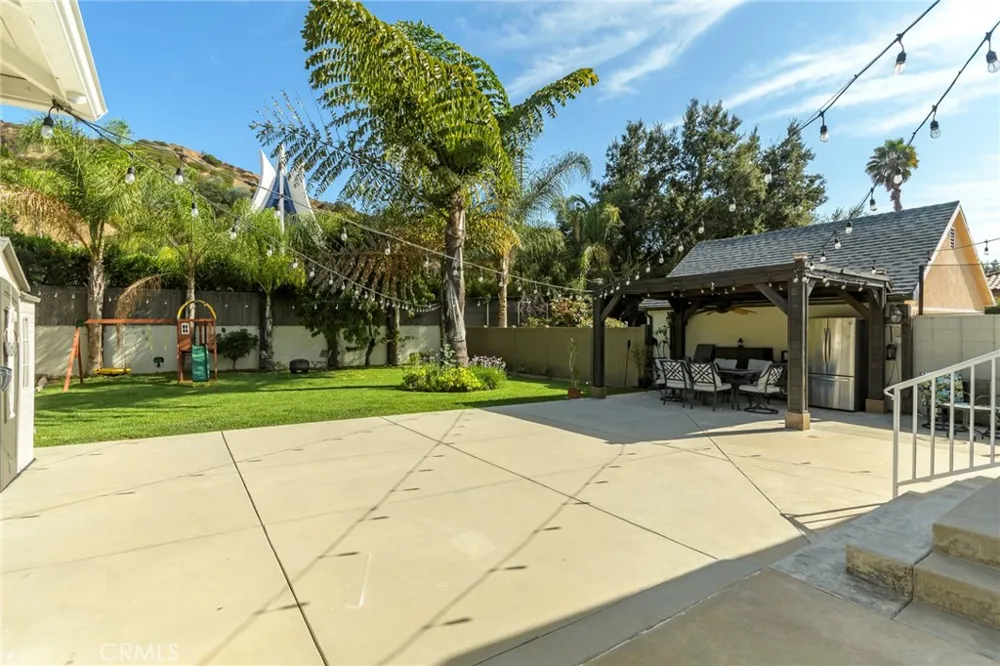 2142 E Chevy Chase Glendale, CA 91206