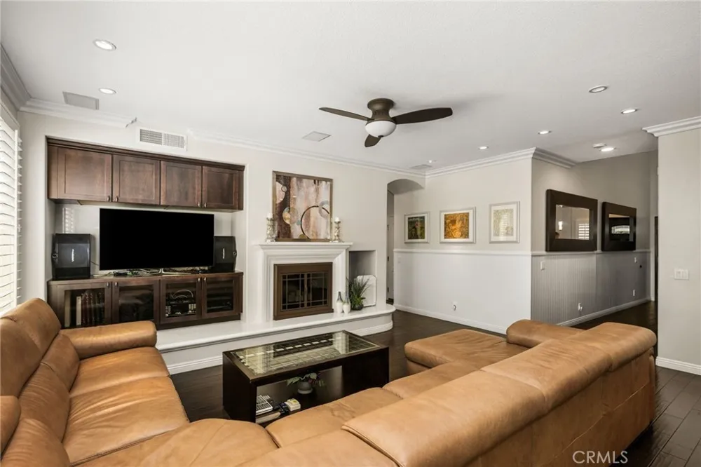 7262 E Skyline Orange, CA 92867