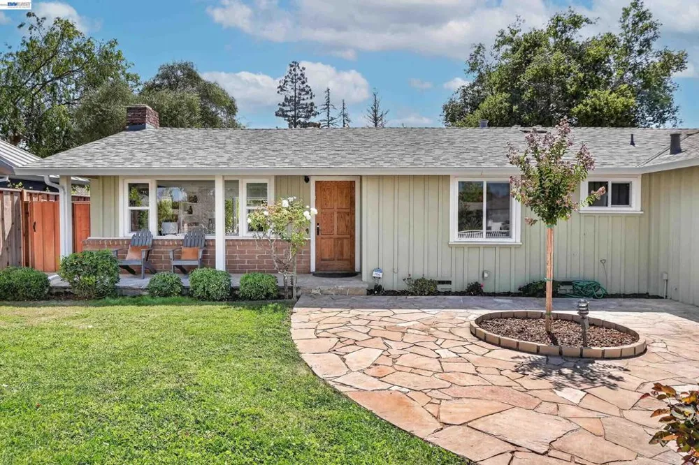 4186 Willmar Dr Palo Alto, CA 94306