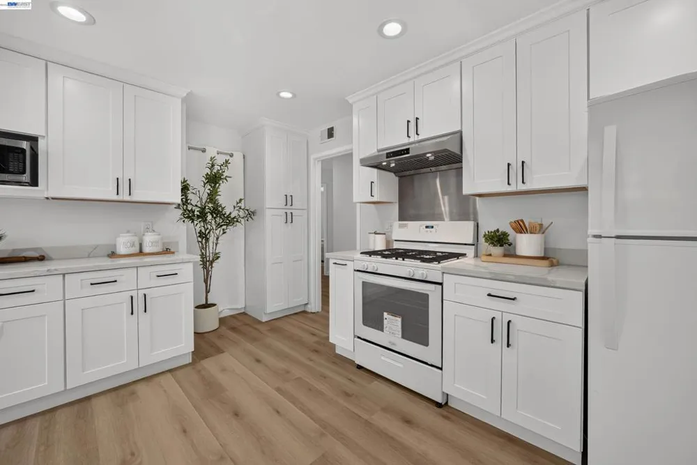 4186 Willmar Dr Palo Alto, CA 94306
