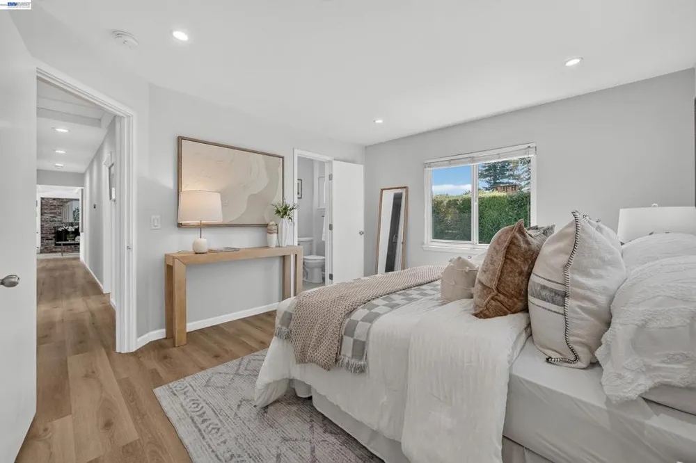 4186 Willmar Dr Palo Alto, CA 94306