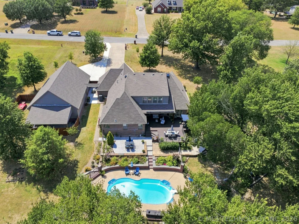 1383 28th Street Collinsville, OK 74021