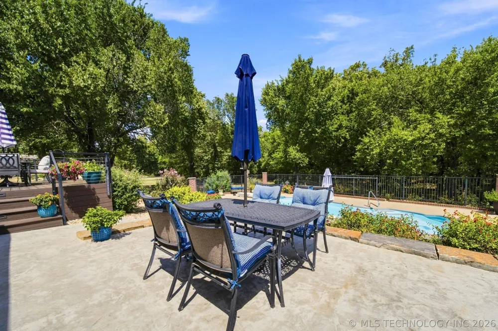 1383 28th Street Collinsville, OK 74021