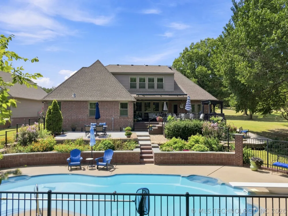 1383 28th Street Collinsville, OK 74021