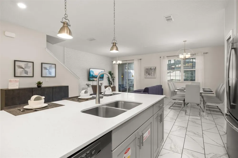 4825 MEMORIES LANE Kissimmee, FL 34746