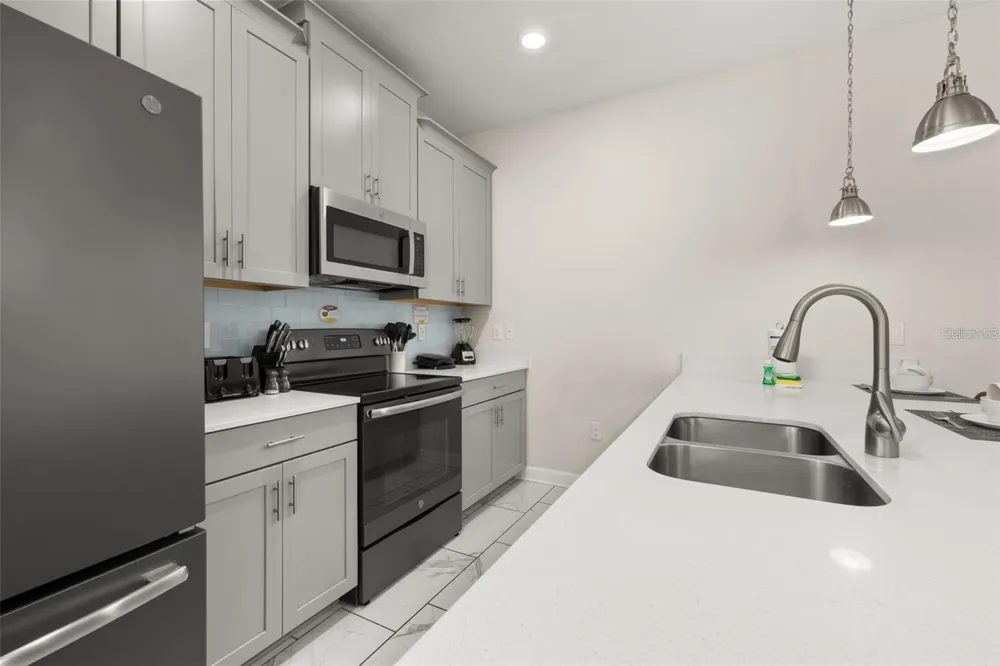 4825 MEMORIES LANE Kissimmee, FL 34746