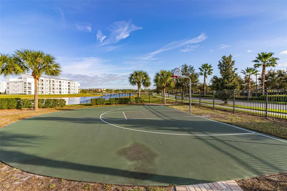 4825 MEMORIES LANE Kissimmee, FL 34746